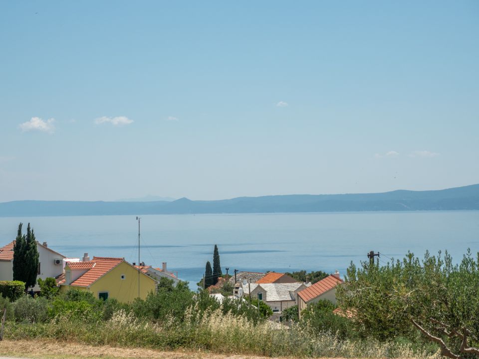Apartmani Sarbunal - sea view over Bol from the house
