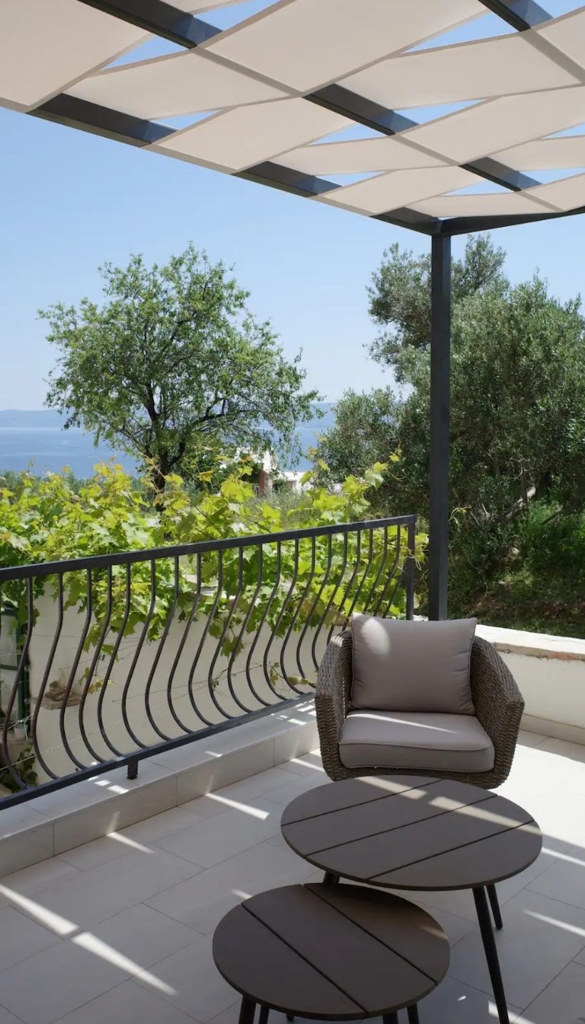 Apartment A4, ground floor - terrace seating